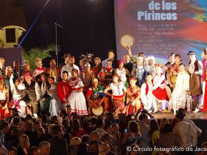 Galería de imágenes del Festival Folklórico de los Pirineos 2015