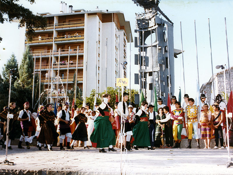 Fotos del Festival Folklórico de los Pirineos de Jaca. Año 2009