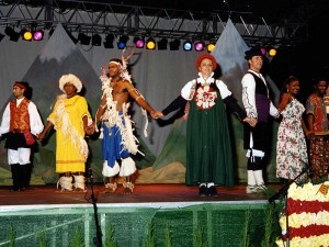 Año 1997. Festival Folklórico de los Pirineos de Jaca © Archivo Municipal