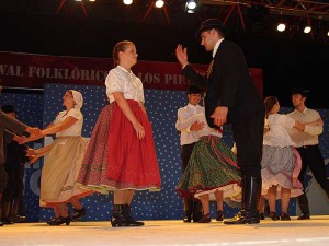 Año 2011 Hungría. Festival Folklórico de los Pirineos de Jaca