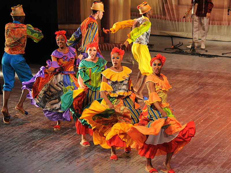 Conjunto Folklórico “Camagua” Cuba