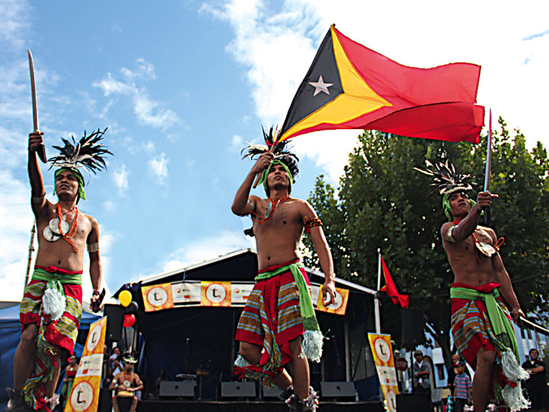 Conjunto Folklórico Nacional “Timor Furak” Timor Oriental Conjunto Folklórico Nacional “Timor Furak” Timor Oriental