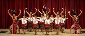 Conjunto folklórico “Tarlac State University” Filipinas