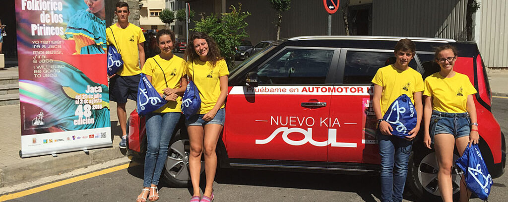 Nuevas camisetas y bolsas para los voluntarios del Festival