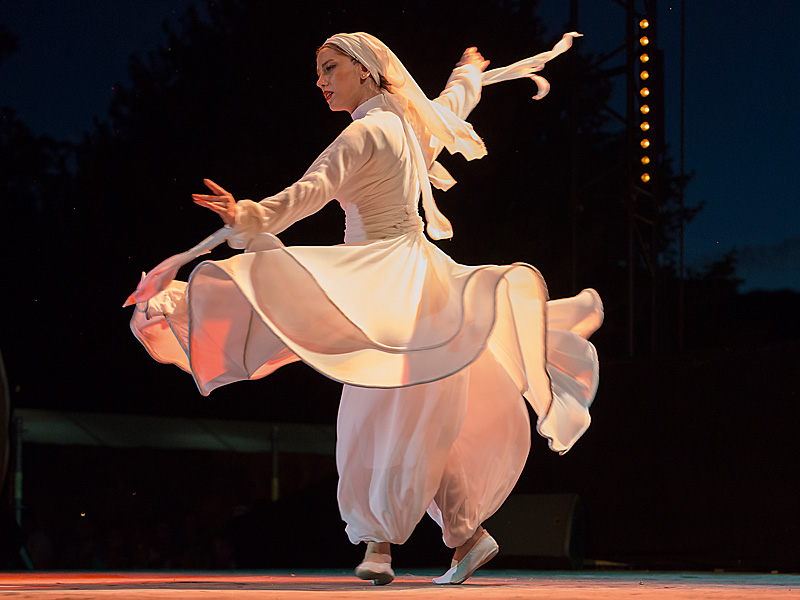 Albania: Grupo Folklórico nacional "Arbana"