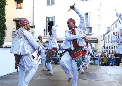 India: Conjunto folklórico “RAAGA”