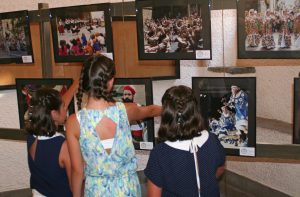 Inauguración de la exposición “Instantáneas de la 48 edición del Festival”