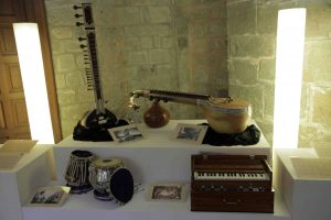 Inauguración de la Exposición 'Instrumentos sagrados. La voz del ritual' procedente del Museo de Urueña de Luis Delgado, acto que ha contado con la actuación musical del Grupo etnográfico Das Mariñas de Ferrol