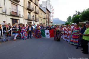 Desfile final del Festival Folklórico de los Pirineos 2017