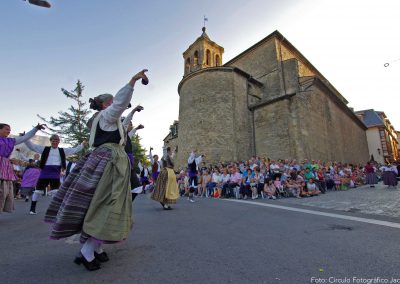 Desfile final del Festival Folklórico de los Pirineos 2017