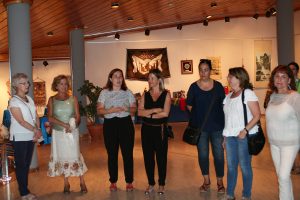 Inauguración de la exposición “Retrospectiva del Festival”, con una muestra de los recuerdos recibidos a lo largo de su historia.