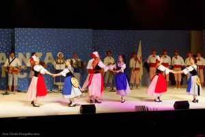 Grupo Folklórico “NICE LA BELLE” de Francia