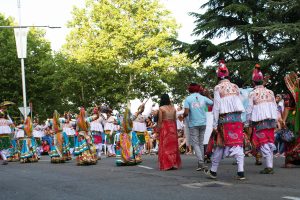Desfile Final del Festival Folklórico de los Pirineos en Jaca
