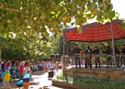 Música en el Kiosco Grupo Folklórico “MAGISTERIAL DE CHIAPAS” de México