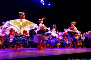 Conjunto Folklórico “TCHAÏKA” de Ucrania