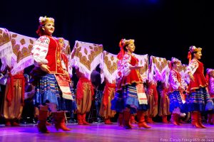 Conjunto Folklórico “TCHAÏKA” de Ucrania