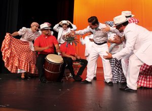 Puerto Rico: Grupo Folklórico "GUARIONEX"