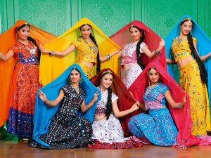 Uzbekistán: Grupo Folklórico Nacional "SABO"