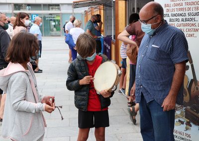 Feria de luthiers Festival Folklórico de los Pirineos