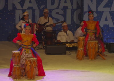 "ORÍGENES" Pabellón del FestivalFoto: M.A. Muñoz. Festival Folklórico de los Pirineos